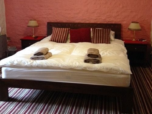 The Royal Oak Burford Bed & Breakfast Exterior photo